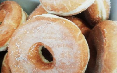 Ciambella maxi zuccherata vuota